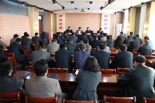 集团公司党委书记乔志猛在太平煤矿干部会议上指出：加强领导班子思想政治建设&nbsp;&nbsp;&nbsp;创造有利于企业发展的良好环境