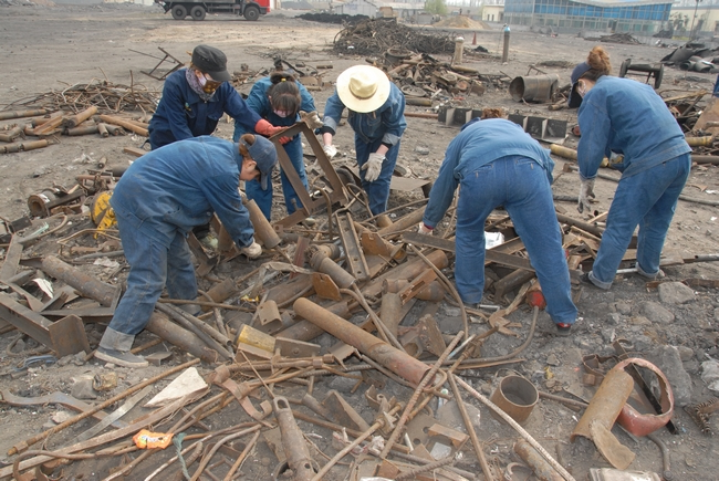 霄云煤矿重拳出击&nbsp;&nbsp;废料场中挖潜增效