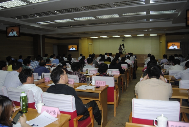 集团公司派员收看全省军队转业干部安置工作电视会议