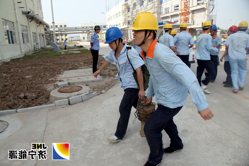 济矿民生热能公司开展防汛应急演习