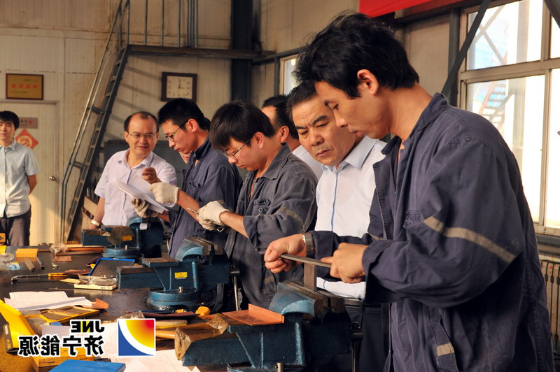 运河煤矿第八届技能比武活动有序进行中