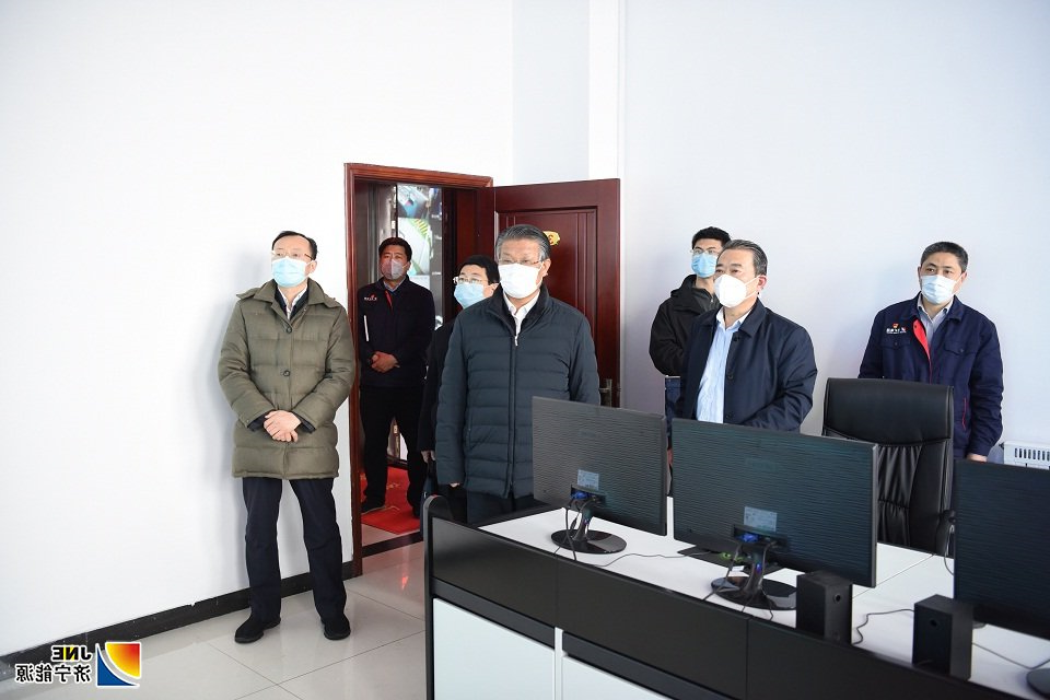 1581505995239481.jpg 2020年2月12日,济宁市人大副主任张玉华到金桥煤矿督导防疫和生产工作(王海峰 摄).jpg