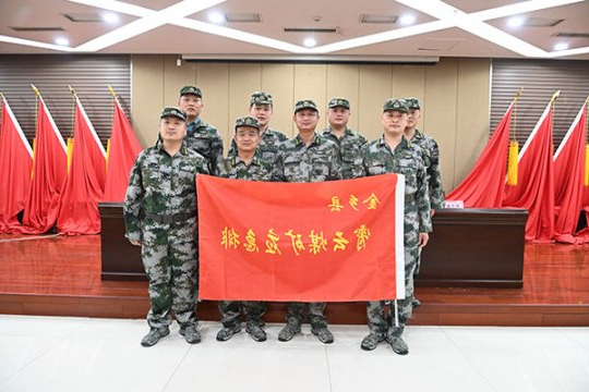 霄云煤矿：民兵点验展风采  铿锵誓言显担当