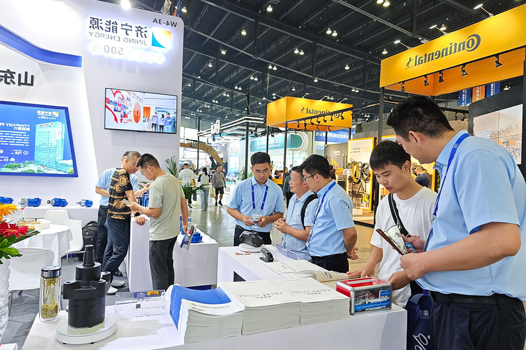 1747643228418053.jpg 32d3720f988d6a19c54fa85c404af21.jpg