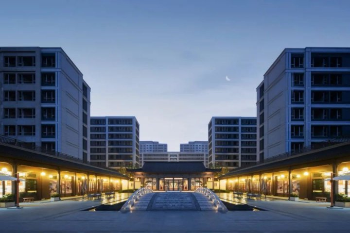 能源蓝城・春风仁里丨双强聚力，以匠心浇筑理想人居范本