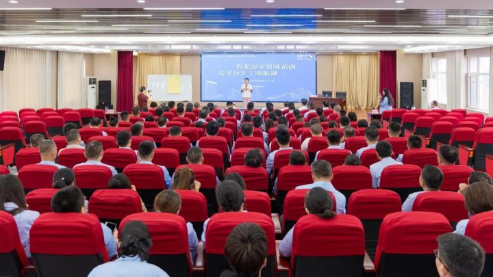 阳城煤电一堂“走心”课，解忧又赋能