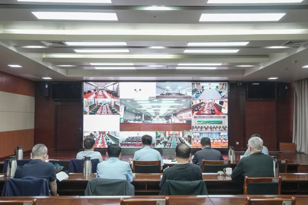 1758522015380400.jpg 06.jpg