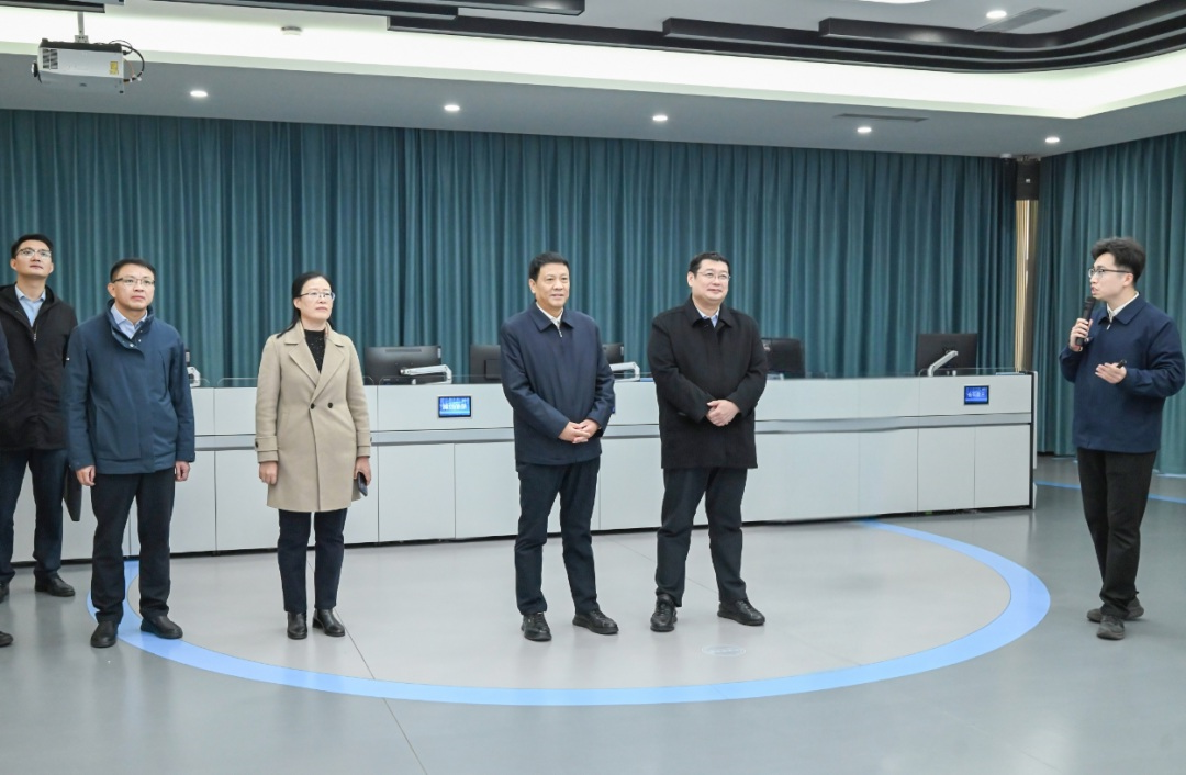 1763704790121254.jpg 02.jpg